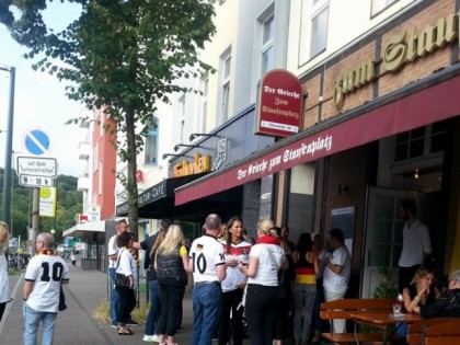 照片: Der Grieche zum Staufenplatz